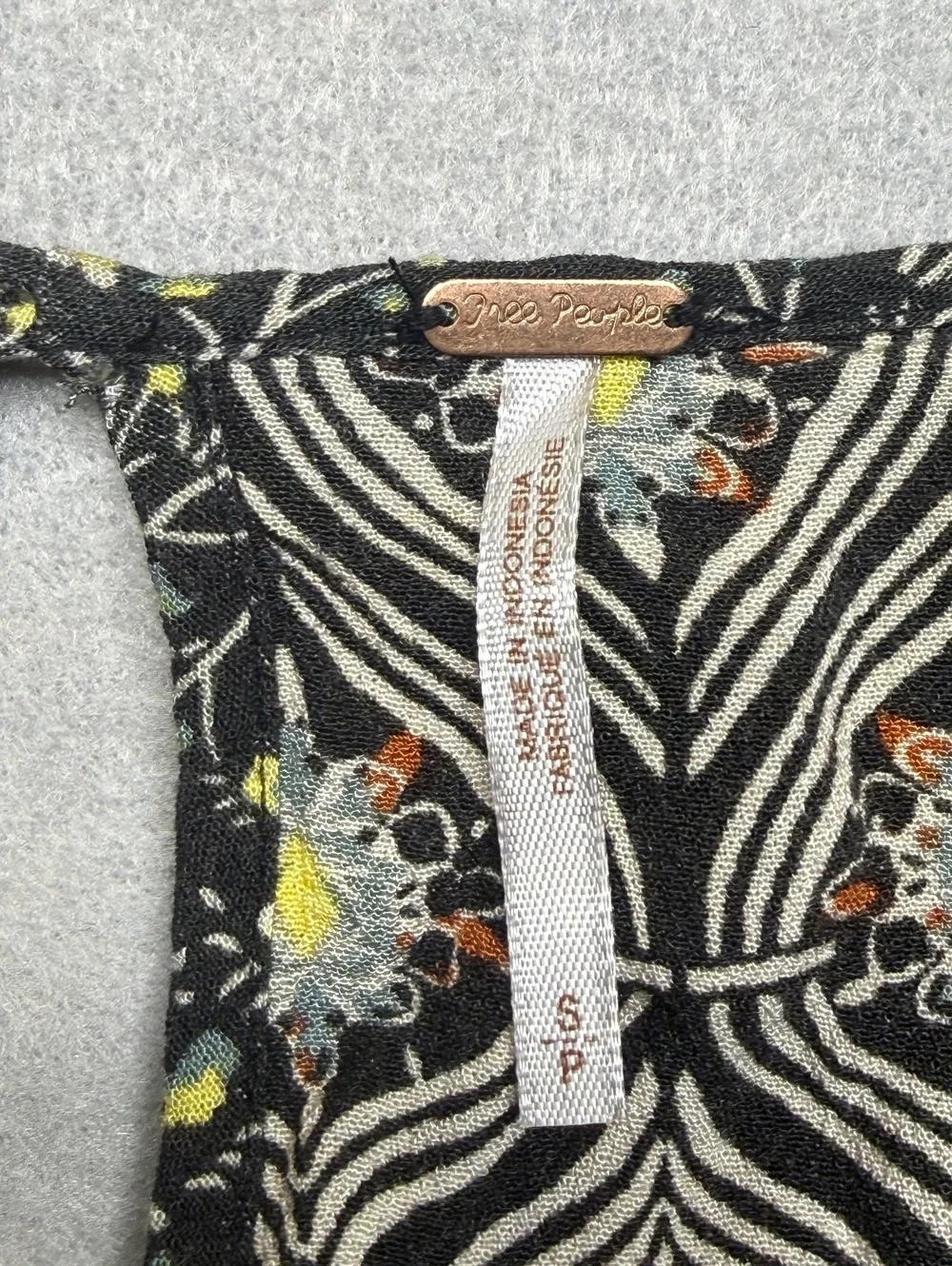 Free People Bohemian Long Sleeve Top Women's M Black Pattern